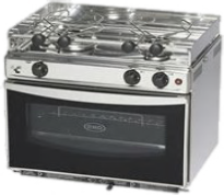 Cocina con 3 fogones y horno